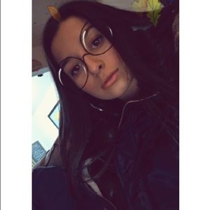 Meet your Posher, Josephine